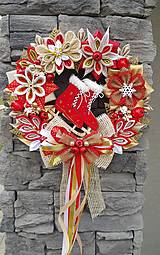 Dekorácie - Vianočný veniec adventny alebo na dvere s jutou (Červené korčule) - 13953378_