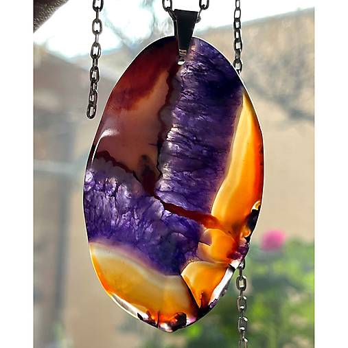 Slice Violet Orange Agate Pendant / Prívesok z minerálu achát plátkový