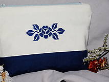 Taštičky - Ručne vyšívaná kozmetická taška - 13956955_