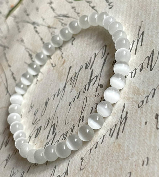 White Cat Eye Elastic Bracelet / Náramok biele mačacie oko