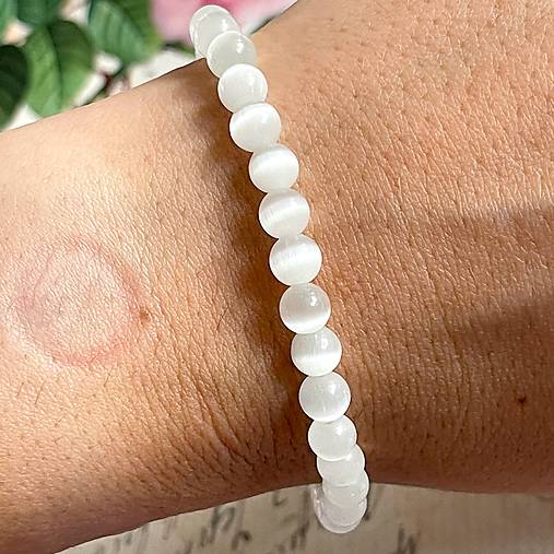 White Cat Eye Elastic Bracelet / Náramok biele mačacie oko