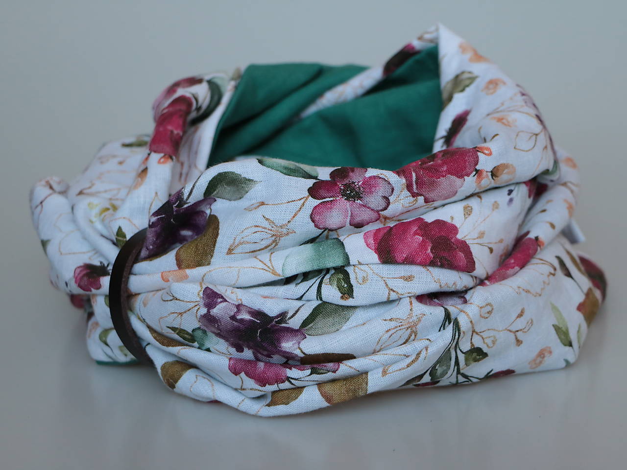 Štýlový ľanový nákrčník Romance