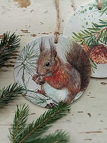 Dekorácie - Vianočná dekorácia veverička - 13965771_
