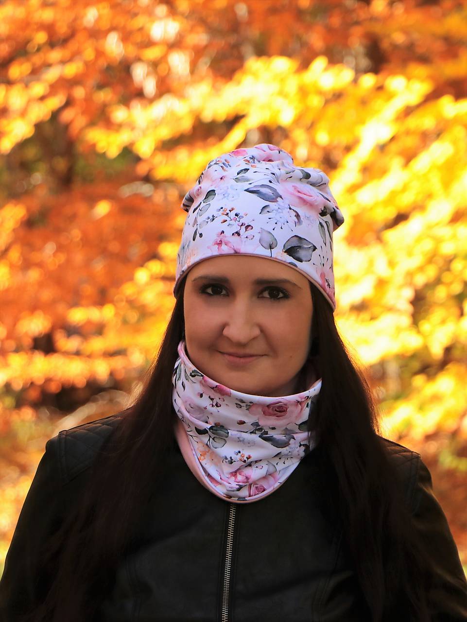 Letné ruže čiapka, nákrčník alebo set