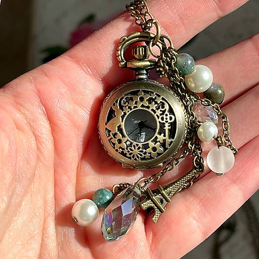 Pocket Watches & Gemstone Necklace / Hodinky na retiazke s minerálmi