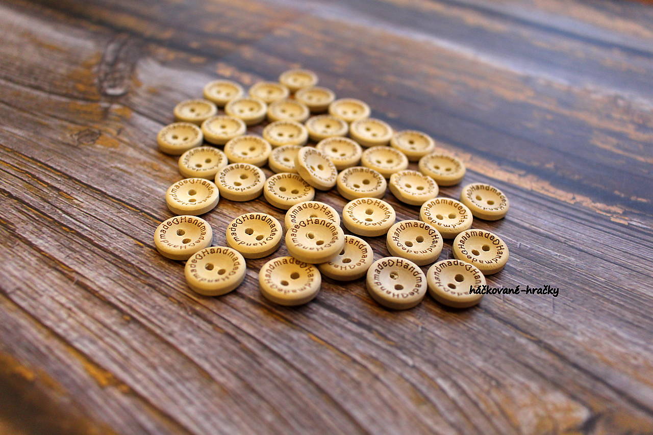 Gombík handmade 15mm