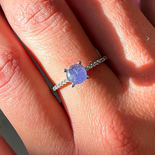 Zircone Tanzanite Ag925 Silver Ring  / Strieborný prsteň s prírodným tanzanitom