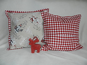 Úžitkový textil - Vianočný vankúš červený s lemom - škriatkovia - 13991967_