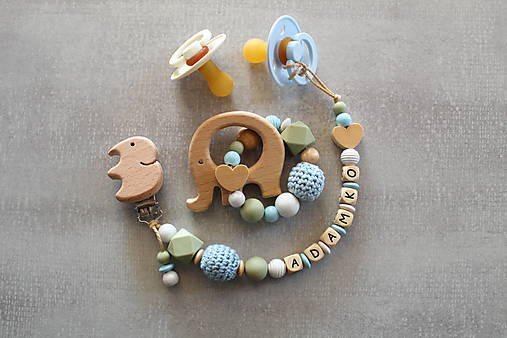 Detské doplnky - SET: Retiazka na cumlík a hryzadlo s menom, olivovomodrá (Dĺžka mena 6-8 písmen) - 13990151_