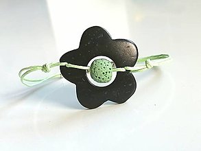 Náramky - Šnúrkový náramok s kvetinkou, mentol+čierna - 13989561_