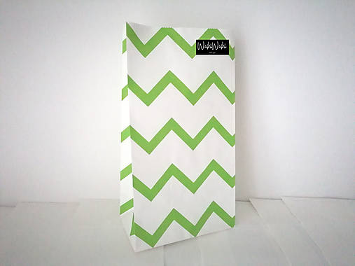 papierove vrecko - stand up - zelený chevron
