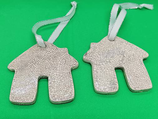 Dobrý obchod - Závesné ozdoby - BIELE, krakelované (dom, 6,0 x 6,0 cm) - 13997431_