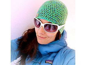 Čiapky, čelenky, klobúky - Zimná háčkovaná čiapka - zelená - 14016052_