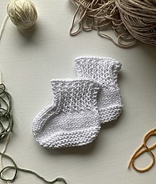 Ponožky, pančuchy, obuv - Pletené papučky (biela) - 14023386_