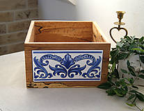 Nádoby - Krabica z dreva s porcelánovým obkladom - 14040626_