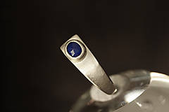 Prstene - Strieborný prsteň s lapisom lazuli - 14048026_