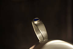 Prstene - Strieborný prsteň s lapisom lazuli - 14048027_