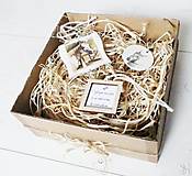 Dekorácie - Handmade darčekový box pre koniarku s kľúčenkou a dekoráciami - 14046258_