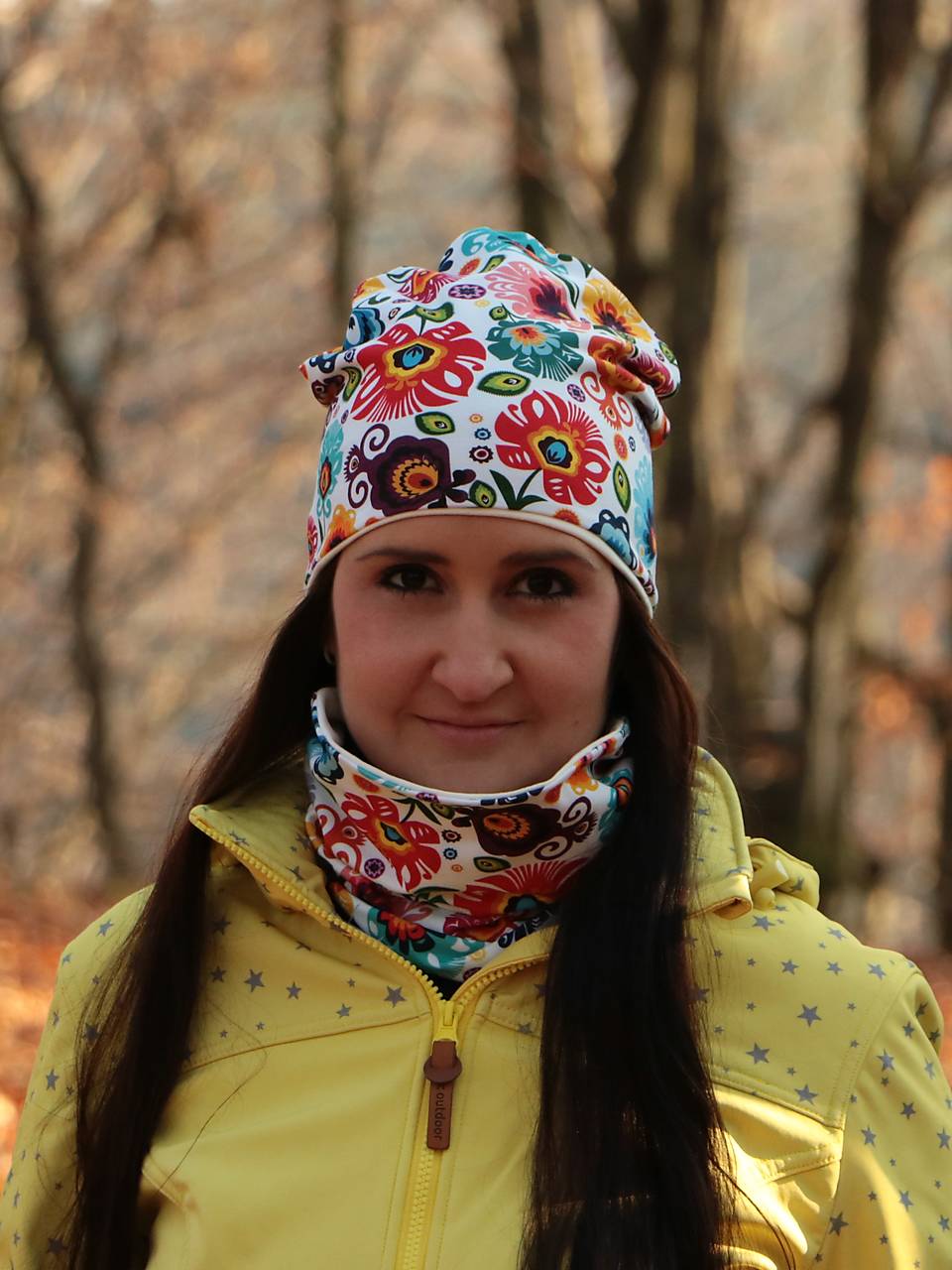 Ľudové kvety biele čiapka, nákrčník alebo set