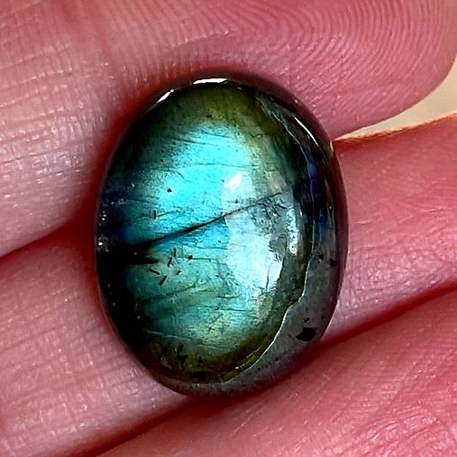 Minerály - Labradorit kabošon ovál / 20x15mm (č.4) - 14056237_