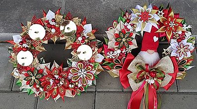 Dekorácie - Vianočný veniec na dvere alebo adventny v tradičných farbách - 14055235_