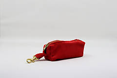 Pre zvieratá - Vianočný dizajn - vodítko a kapsička, púzdro na sáčky  - červený dizajn s jemnou zamatovou látkou - 14058954_