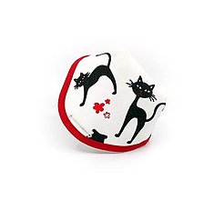Rúška - Návlek na respirátor - Nezbedné mačičky (s bavlneným červeným lemom) - 14057721_