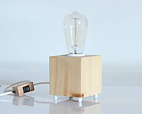 Svietidlá - TESS - Drevená stolová lampa (Snehovo biela) - 14067248_