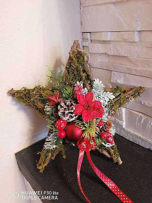 Dekorácie - Drevená vianočná hviezda v červenej 30cm  - 14064108_