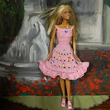 Hračky - Háčkované šatičky pre Barbie (Ružové háčkovano-pletené šaty pre Barbie) - 14072608_