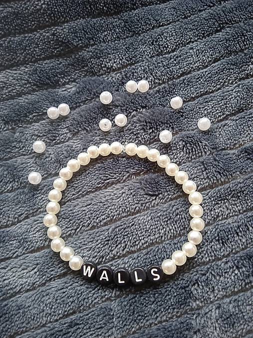 Louis Tomlinson Walls Necklace