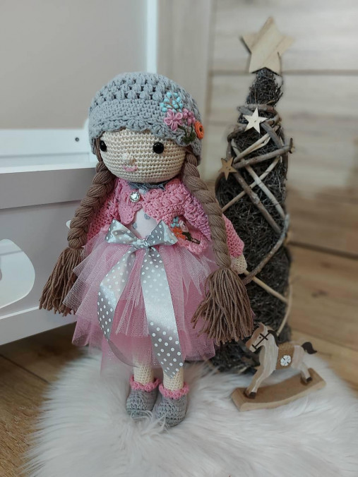 Háčkovaná bábika v Tutu sukničke