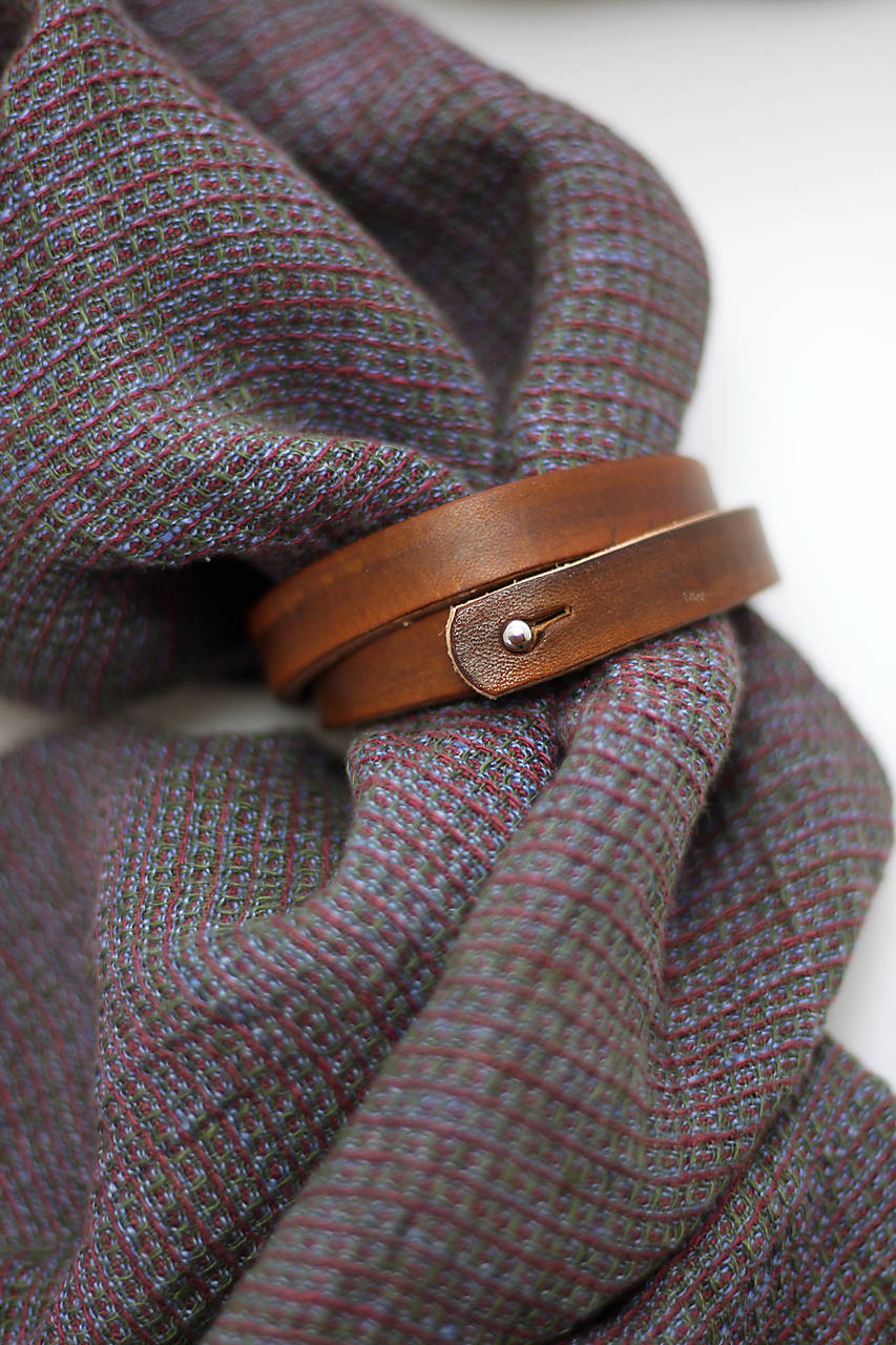 Pánsky elegantný šál z ľanu s remienkom "Cris"