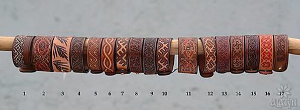 Náramky - Kožený náramok, na obvod zápästia 17,5 cm - 14091786_