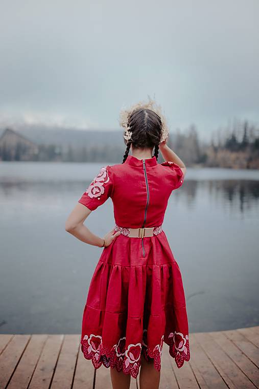 ružové ľanové šaty Solčanská