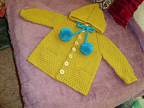 Detské oblečenie - Detský pletený svetrík - 14101236_