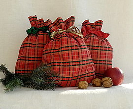 Úžitkový textil - Vianočné vrecká (Červeno-zelené káro Od Ježiška) - 14103252_
