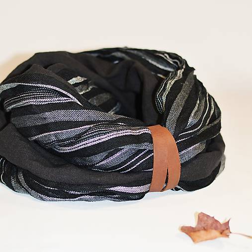 Pánske doplnky - Exkluzívny pánsky ľanový nákrčník s koženým remienkom - 14109474_