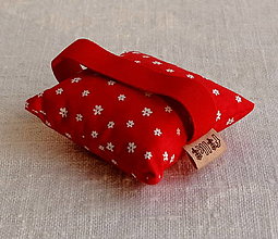 Úžitkový textil - FILKI Myššo šupková podložka pod zápästie, obvod zápästia 17 - 20 cm (Červená kvietkovaná s červenou gumičkou) - 14111896_