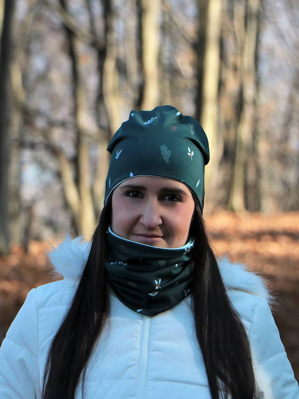 Vetvičky smaragdové čiapka, nákrčník alebo set