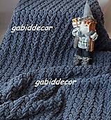 Úžitkový textil - Jemnučká a ľahká deka z priadze alize puffy slonová kosť 3 (Rozmery cca (130 x 180) cm, farba tmavošedá) - 14115340_