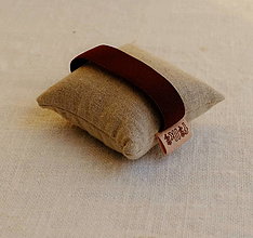 Úžitkový textil - FILKI Myššo šupková podložka pod zápästie, obvod zápästia 14 - 17 cm (poloľan s tmavohnedou gumičkou) - 14115110_