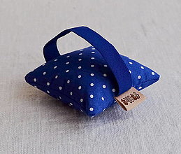Príbory, varešky, pomôcky - FILKI Myššo šupková podložka pod zápästie, obvod zápästia 20 - 23 cm (kráľovská modrá s modrou gumičkou) - 14115127_
