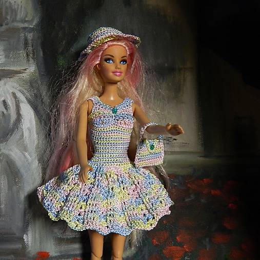 Háčkované šatičky pre Barbie (dúhové šaty pre Barbie)