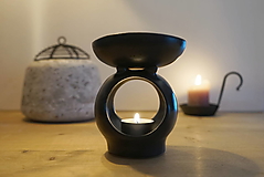Svietidlá a sviečky - Čierna keramická aromalampa - 14132185_