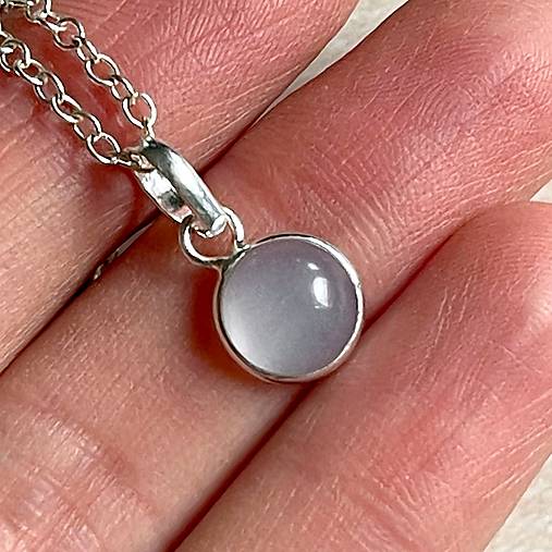 Náhrdelníky - Chalcedony Mini Pendant AG925 / Strieborný prívesok s chalcedónom - 14134508_