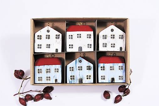 Dekorácie - Sada bielych a modrých domčekov - 6 ks - 14134780_