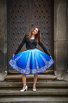 Sukne - Modrá sukňa s Vajnorským ornamentom (Bratislava) - 14137898_
