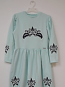 Šaty - 015 - Dievčenské úpletové šaty 128 - 14141422_