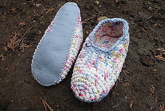 Ponožky, pančuchy, obuv - papuče s filcovou podrážkou č.37-38 - 14144464_